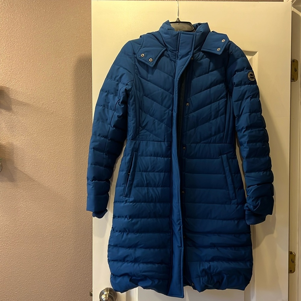 Abercrombie & Fitch Puffer Jacket (women)